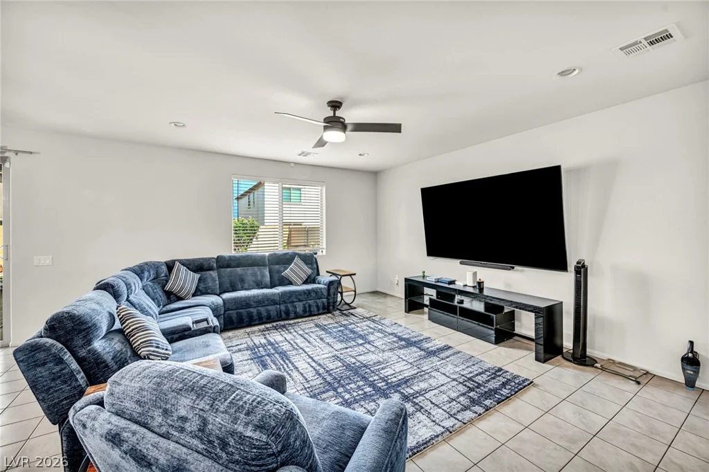 5612 Hill Cliff, North Las Vegas, NV 89031