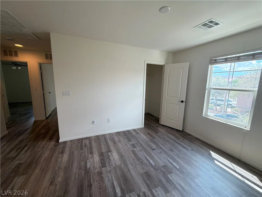 7020 Placid Lake, Las Vegas, NV 89179
