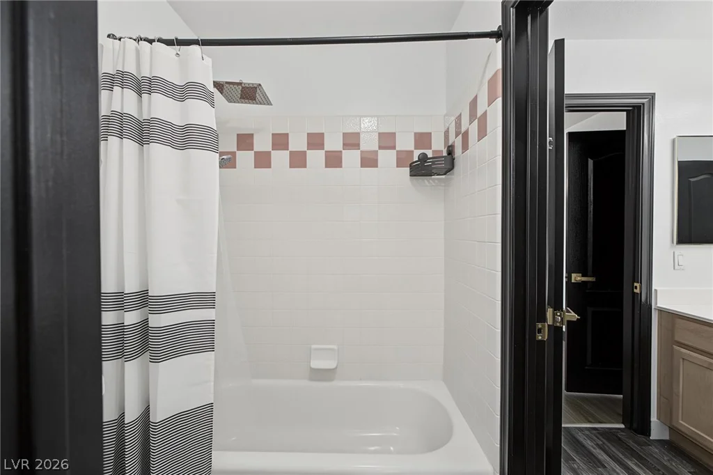 5560 Kings Row, Las Vegas, NV 89148