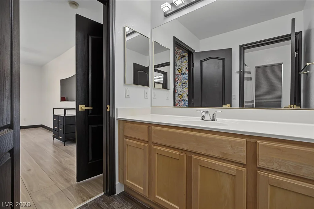 5560 Kings Row, Las Vegas, NV 89148
