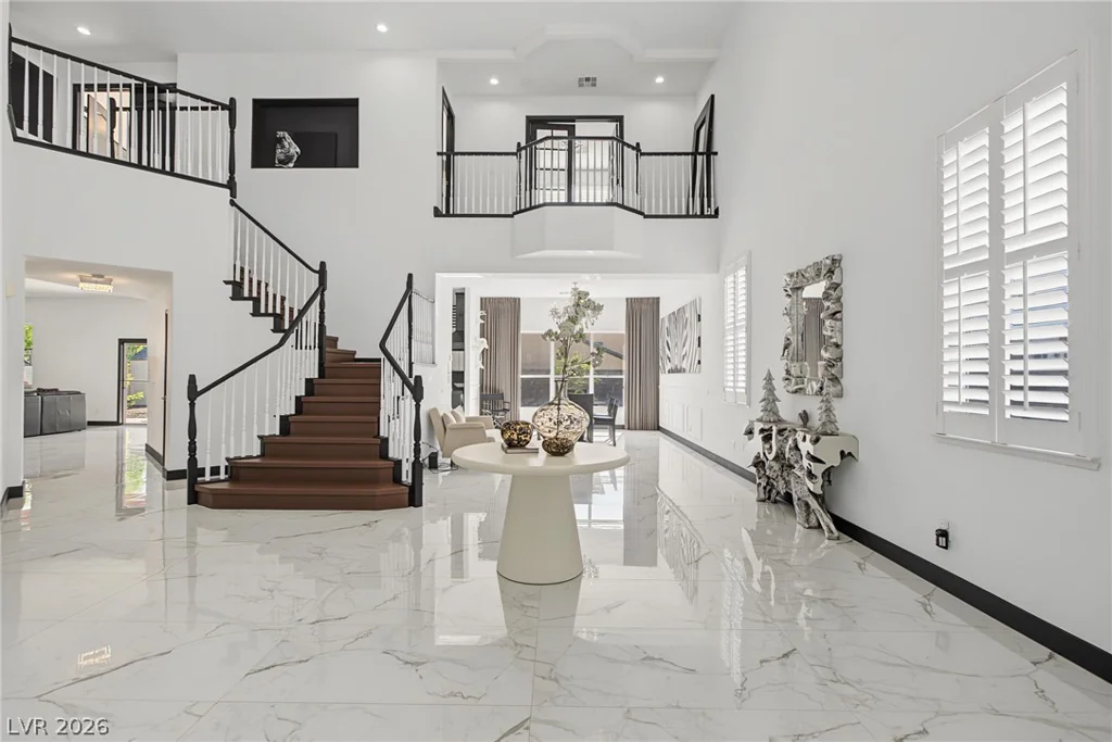 5560 Kings Row, Las Vegas, NV 89148