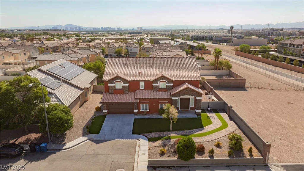 5560 Kings Row, Las Vegas, NV 89148