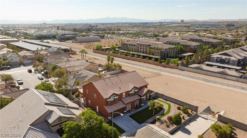 5560 Kings Row, Las Vegas, NV 89148