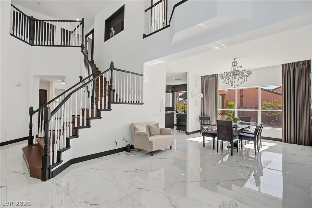 5560 Kings Row, Las Vegas, NV 89148