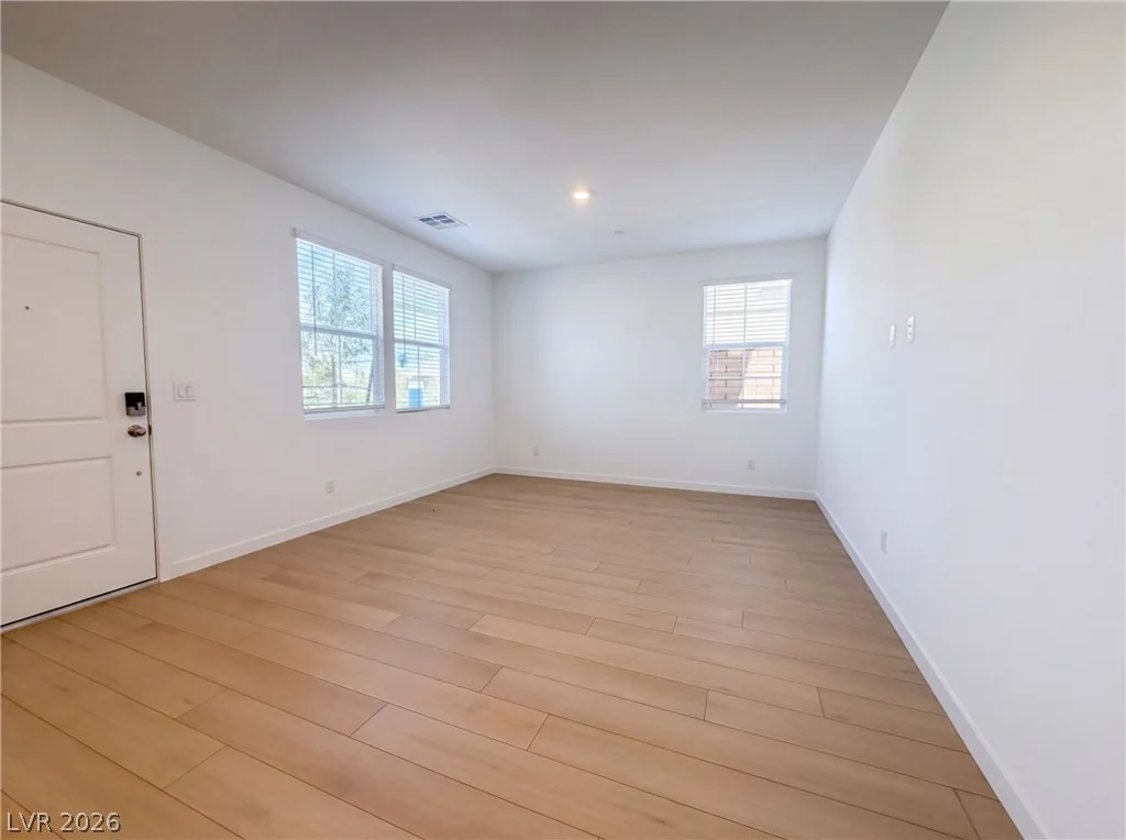313 Crescent Glow, Henderson, NV 89015