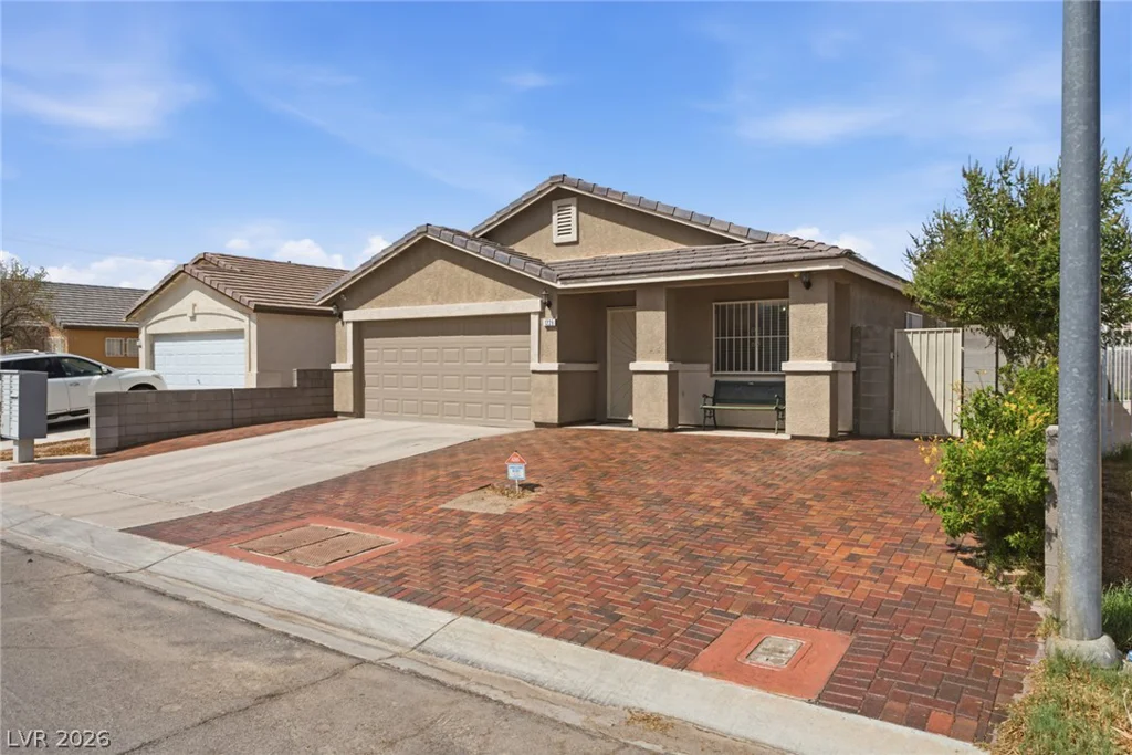 1229 Jarbridge, Las Vegas, NV 89110