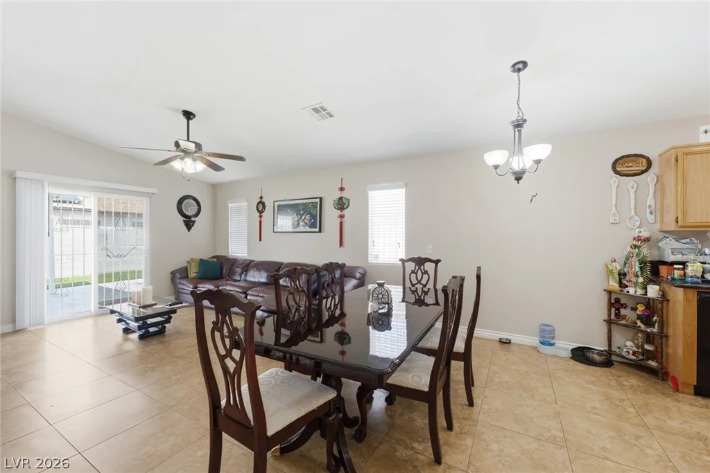 1229 Jarbridge, Las Vegas, NV 89110