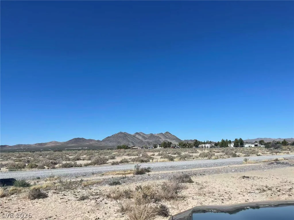 901 Helen, Pahrump, NV 89060