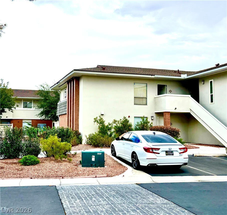 2838 Geary, Las Vegas, NV 89109