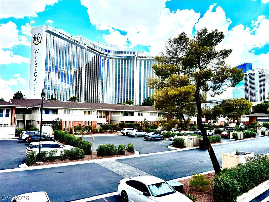 2838 Geary, Las Vegas, NV 89109