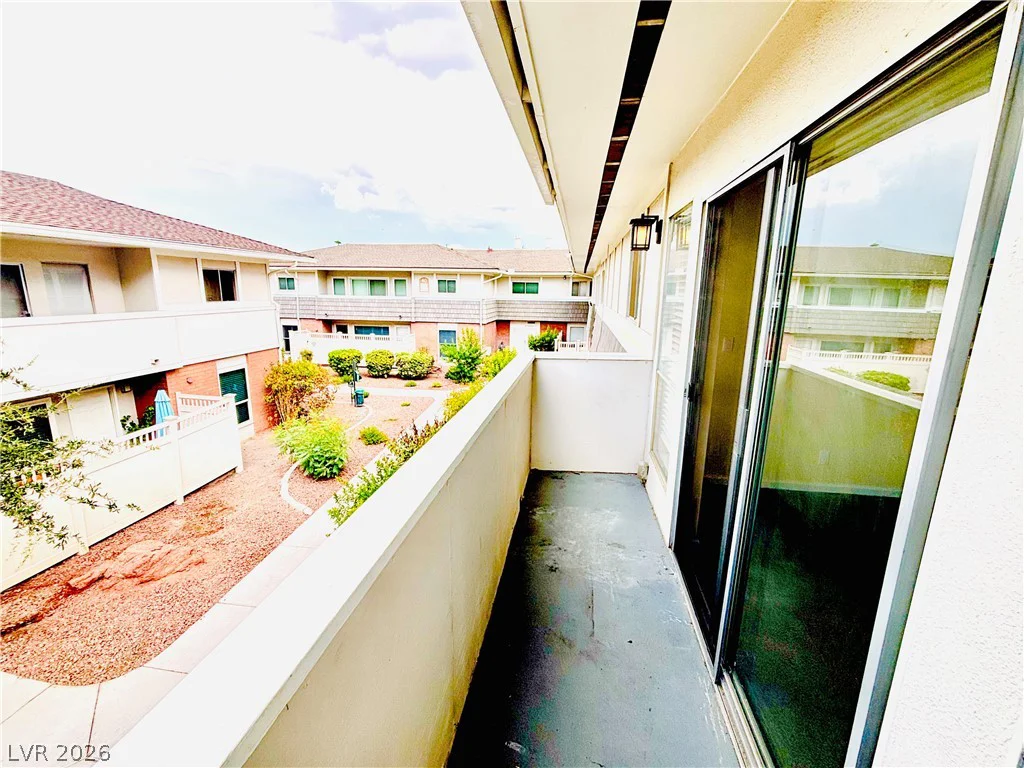 2838 Geary, Las Vegas, NV 89109
