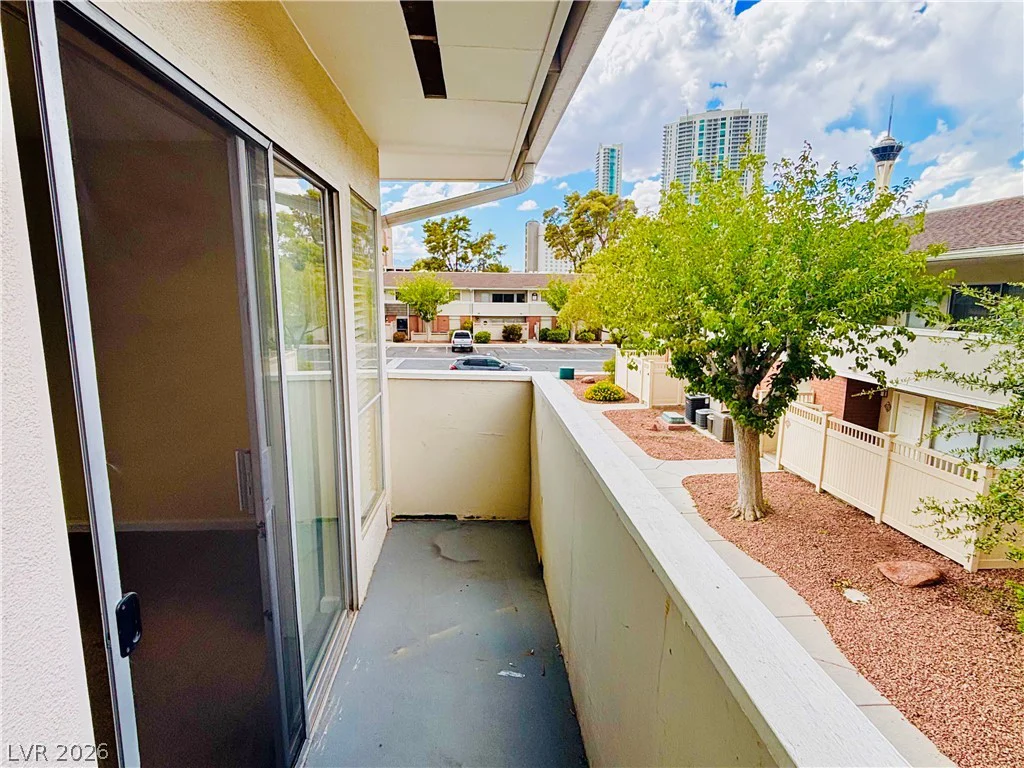 2838 Geary, Las Vegas, NV 89109