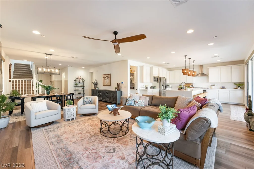 10332 Thurso, Las Vegas, NV 89166