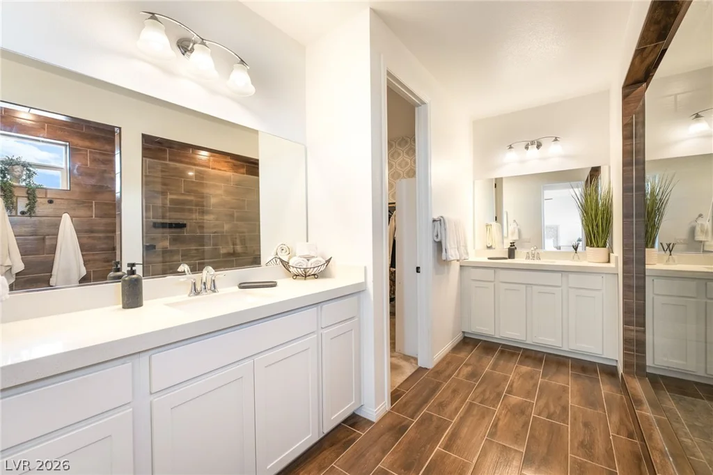 10332 Thurso, Las Vegas, NV 89166