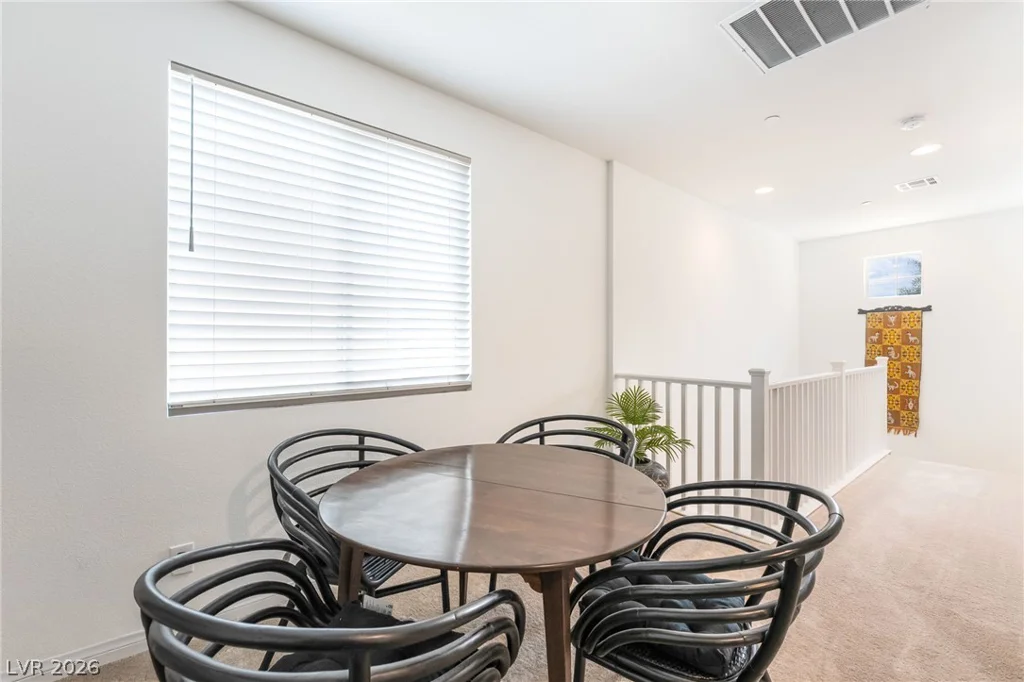 10332 Thurso, Las Vegas, NV 89166