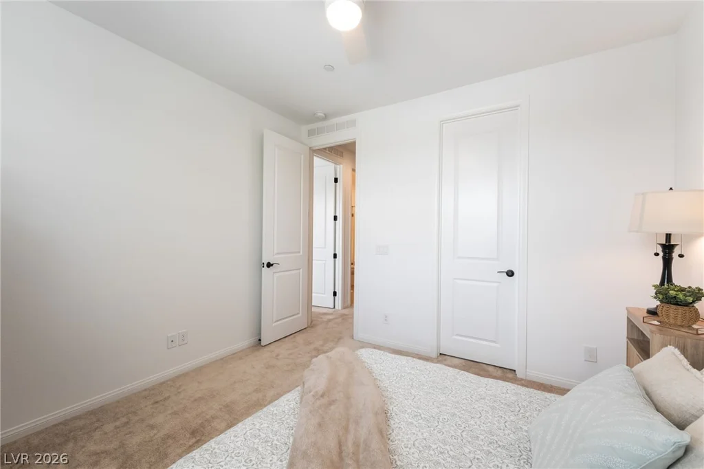 10332 Thurso, Las Vegas, NV 89166
