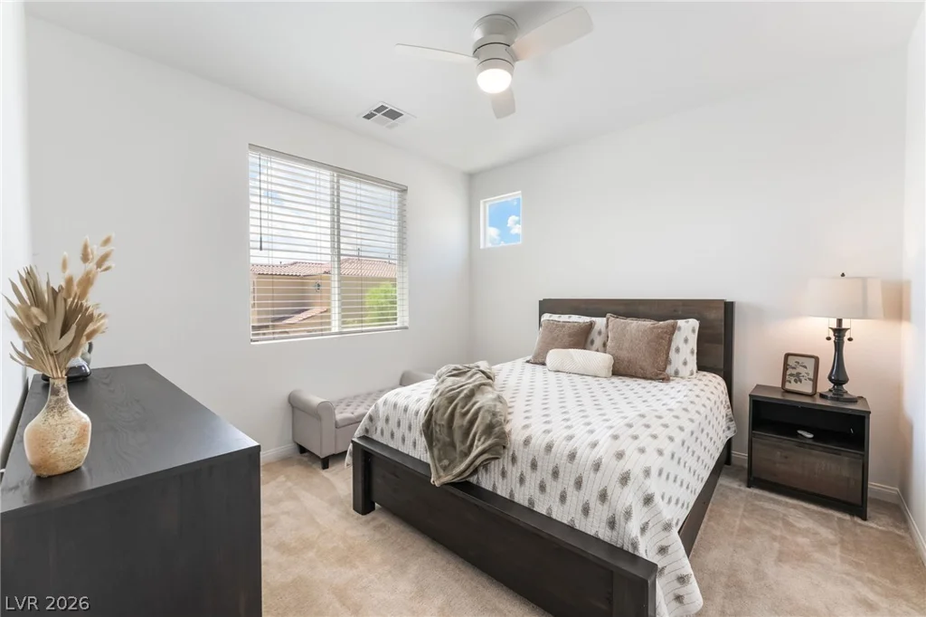 10332 Thurso, Las Vegas, NV 89166