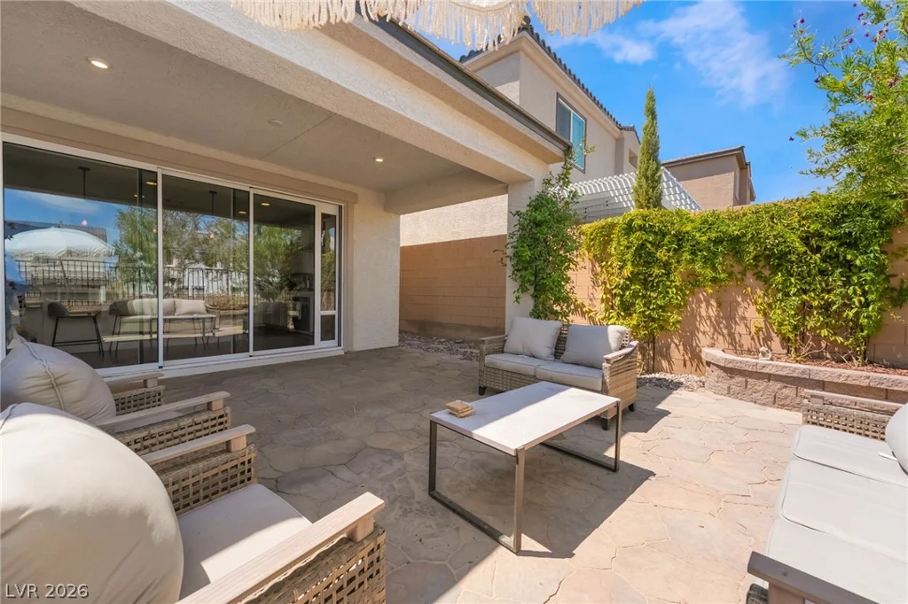 10332 Thurso, Las Vegas, NV 89166
