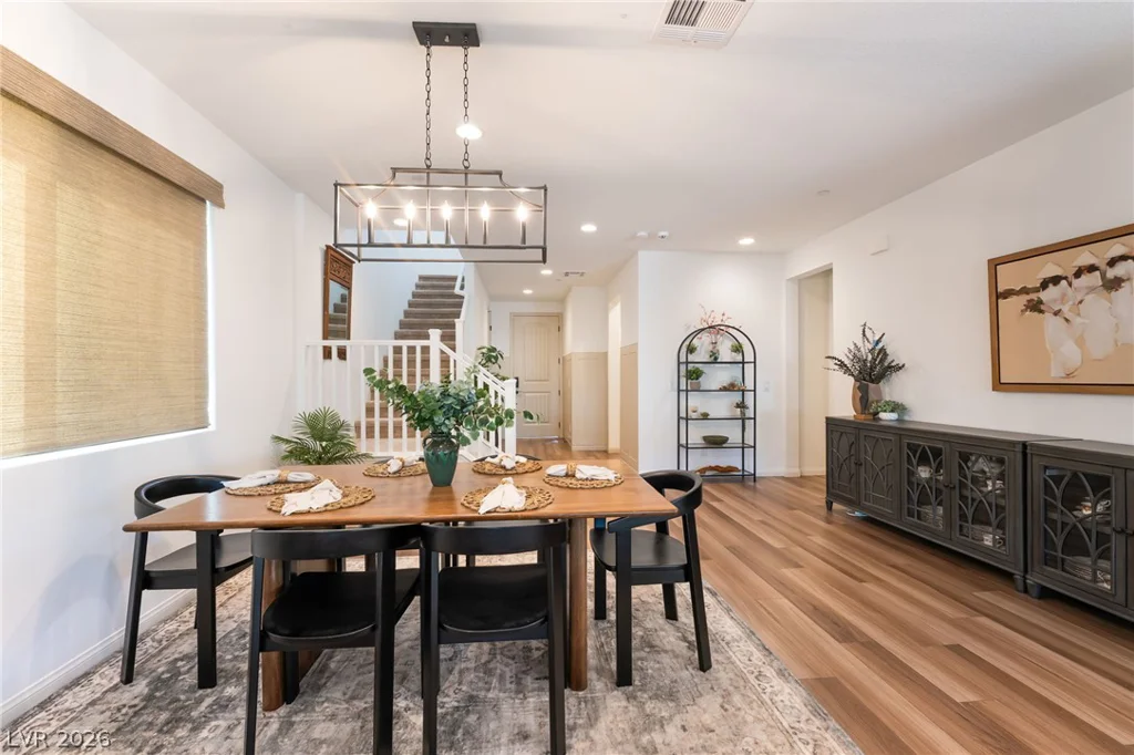 10332 Thurso, Las Vegas, NV 89166