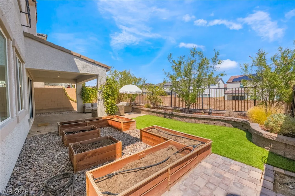 10332 Thurso, Las Vegas, NV 89166