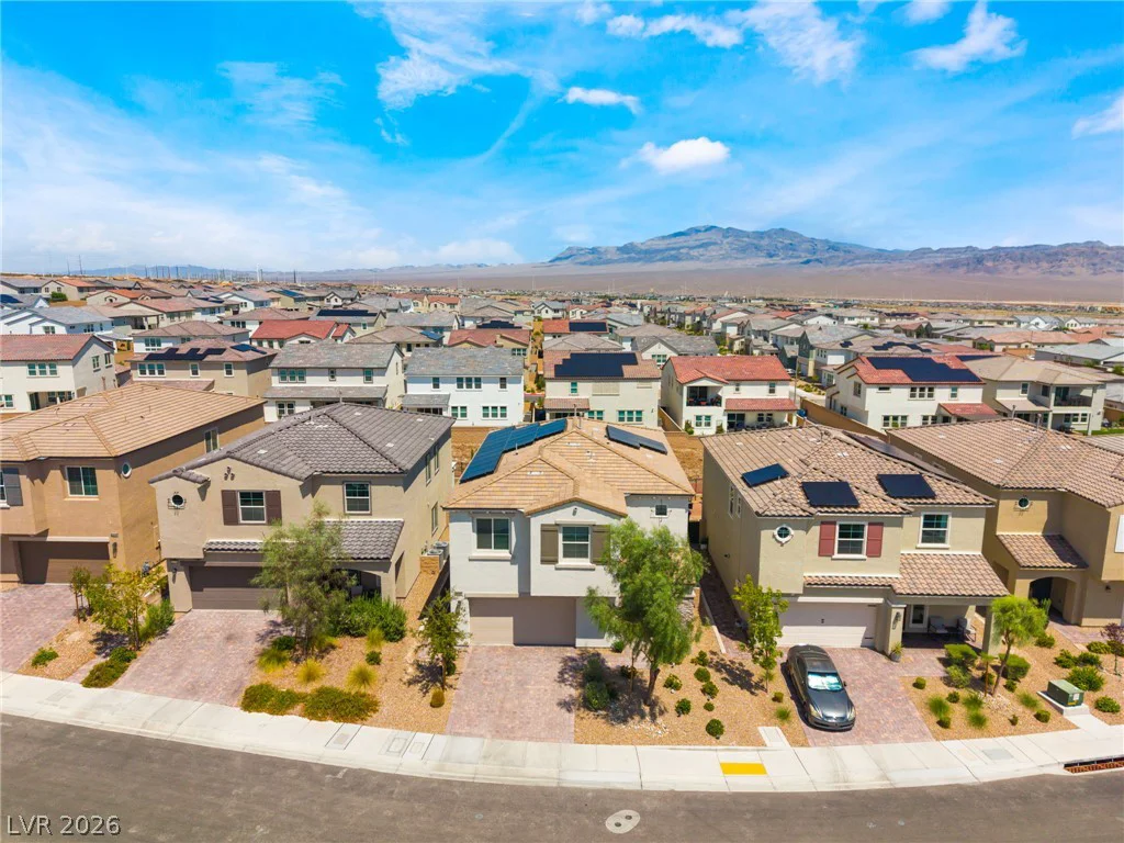 10332 Thurso, Las Vegas, NV 89166