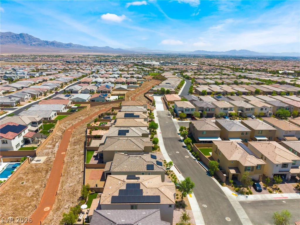 10332 Thurso, Las Vegas, NV 89166