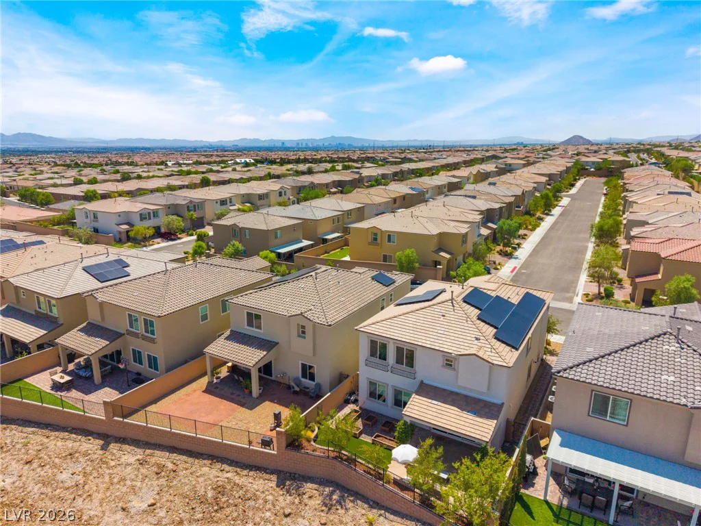 10332 Thurso, Las Vegas, NV 89166