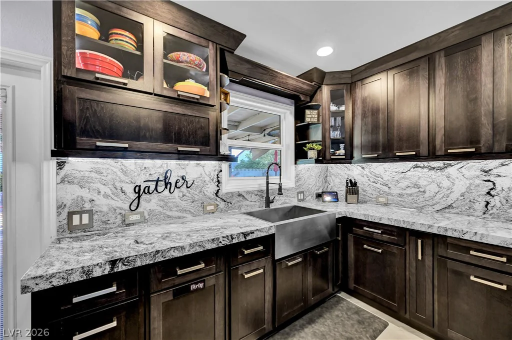 1522 Della, Boulder City, NV 89005