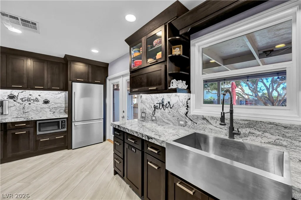 1522 Della, Boulder City, NV 89005