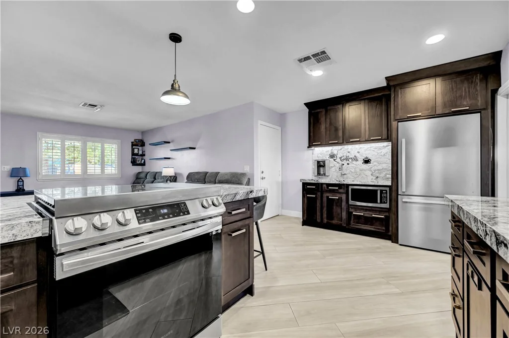 1522 Della, Boulder City, NV 89005