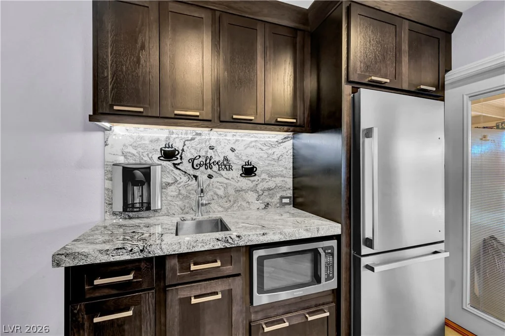 1522 Della, Boulder City, NV 89005