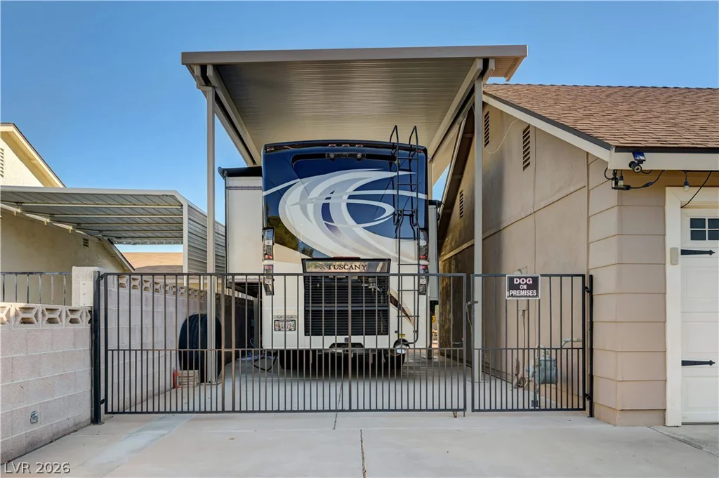 1522 Della, Boulder City, NV 89005