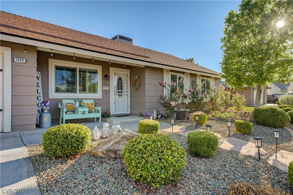 1522 Della, Boulder City, NV 89005
