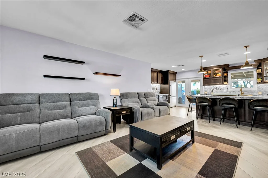 1522 Della, Boulder City, NV 89005