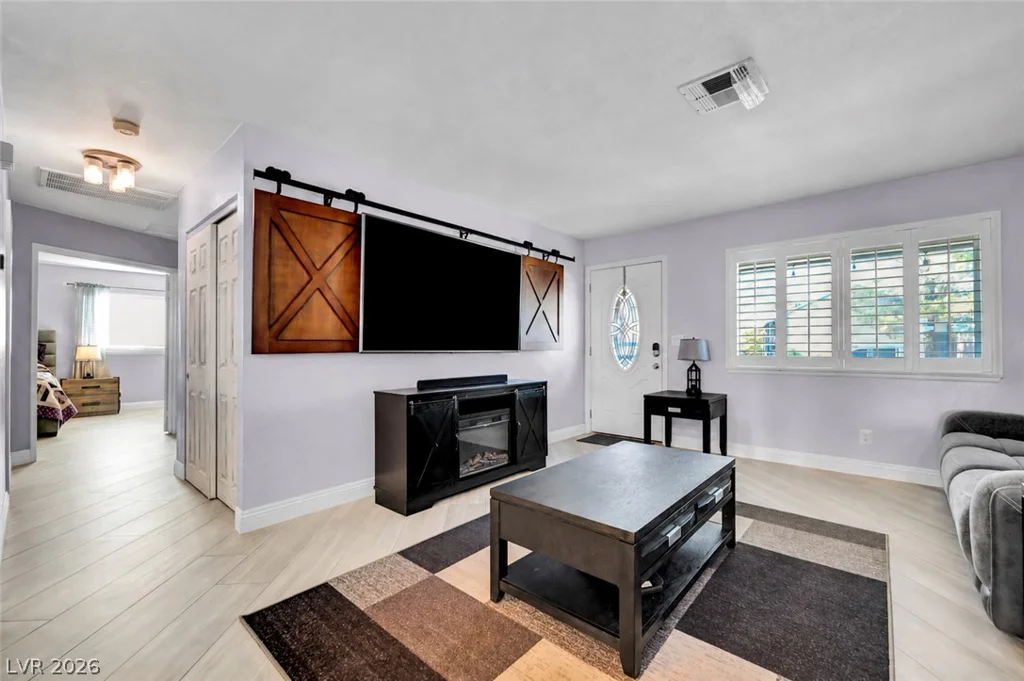 1522 Della, Boulder City, NV 89005