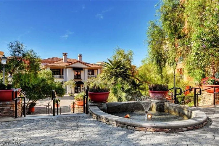 30 Strada Di Villaggio, Henderson, NV 89011