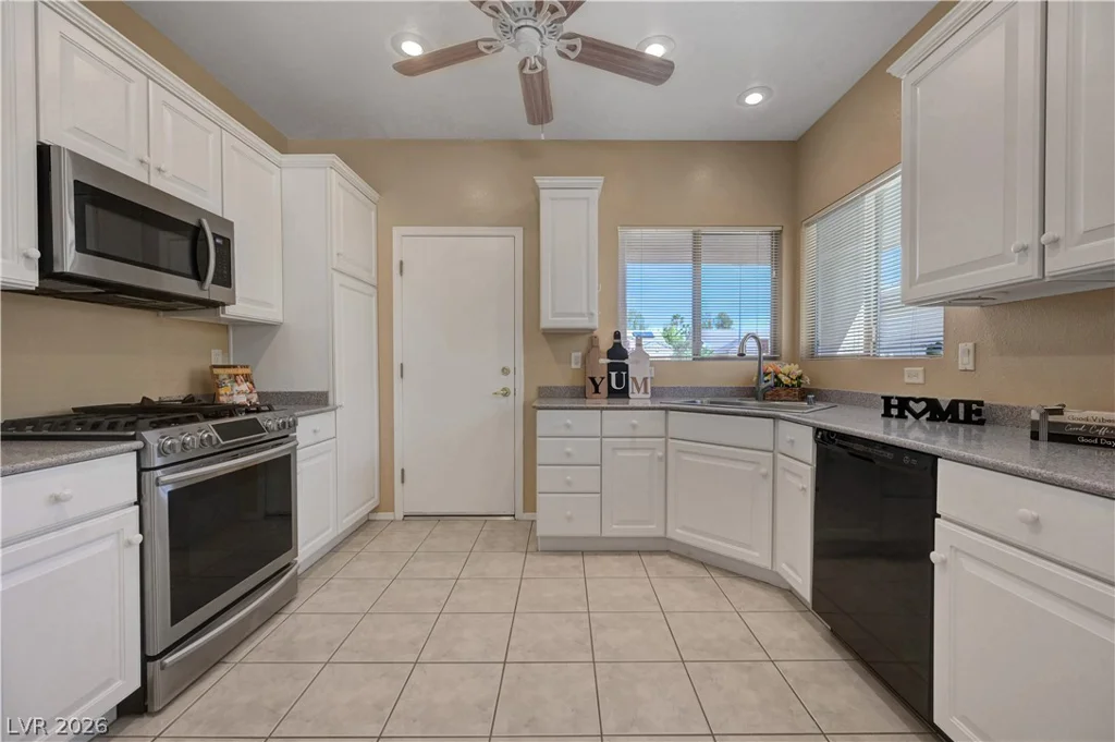 1807 Eagle Mesa, Henderson, NV 89012