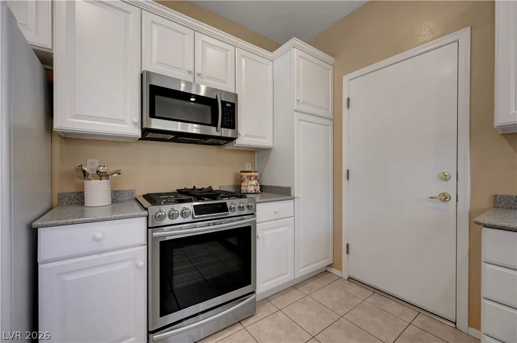 1807 Eagle Mesa, Henderson, NV 89012