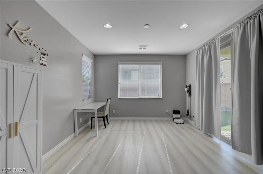 5822 Amber Mesa, Las Vegas, NV 89148