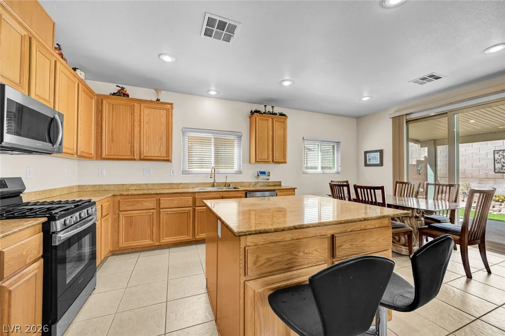 3152 McLennan, North Las Vegas, NV 89081