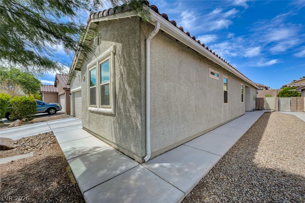 3152 McLennan, North Las Vegas, NV 89081
