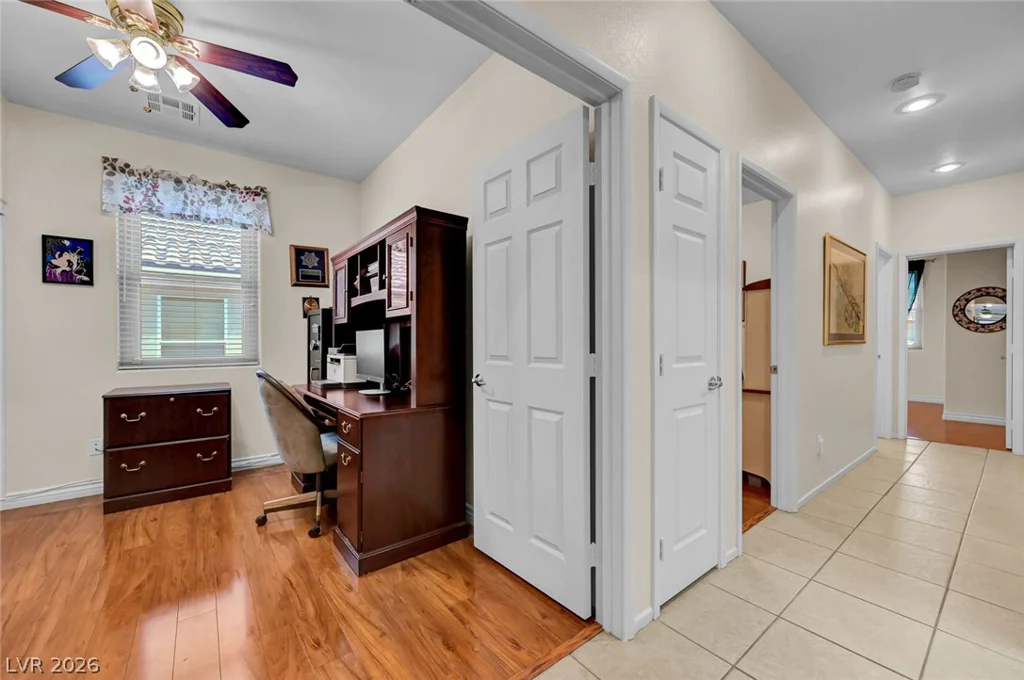 3152 McLennan, North Las Vegas, NV 89081