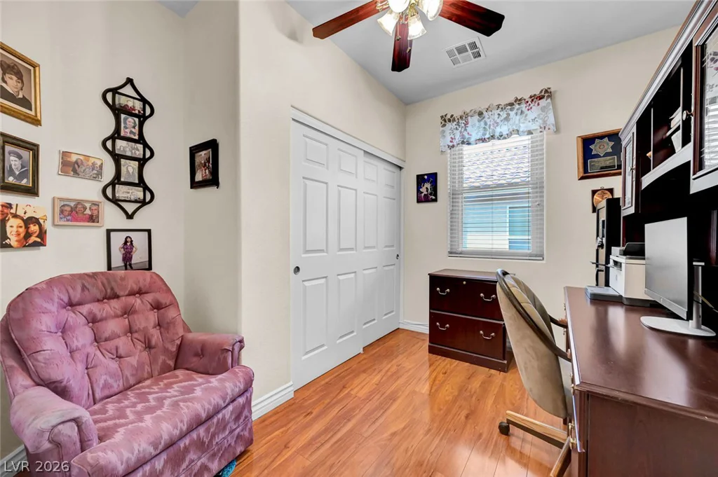 3152 McLennan, North Las Vegas, NV 89081