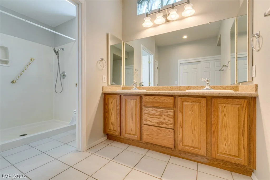 10009 Netherton, Las Vegas, NV 89134