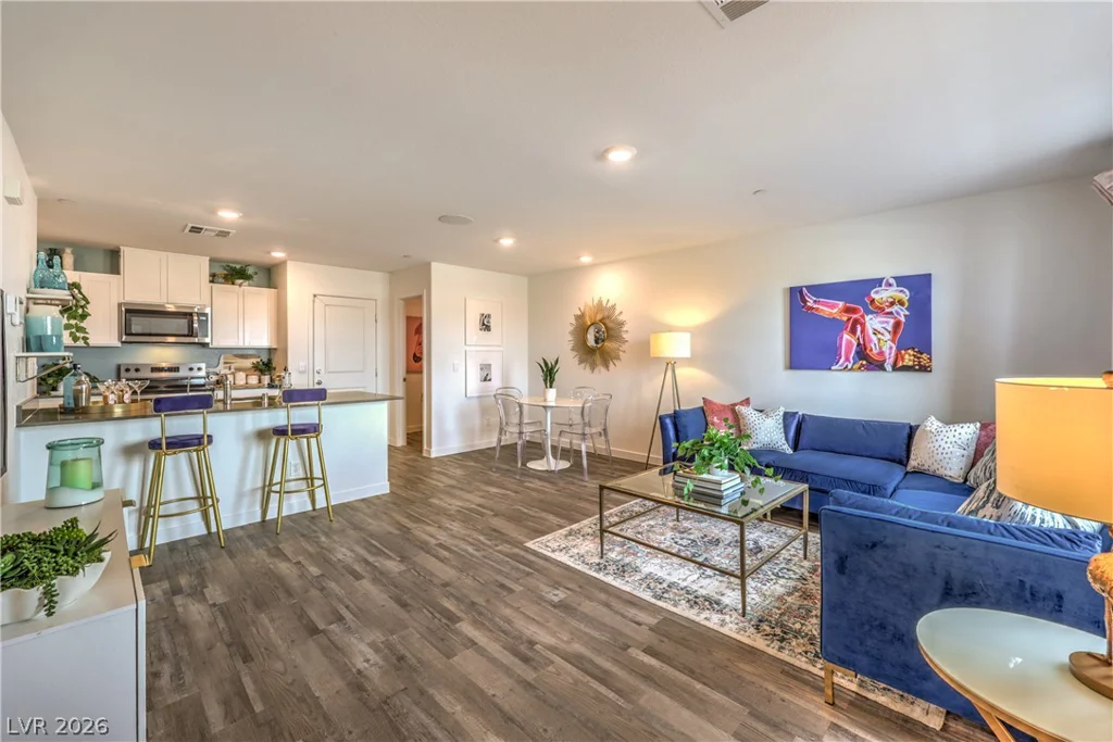 906 Pink Sugarbird, Henderson, NV 89011