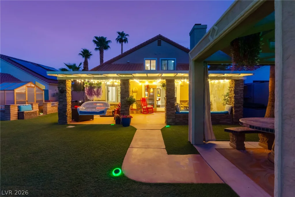 2710 Knightsbridge, Henderson, NV 89074