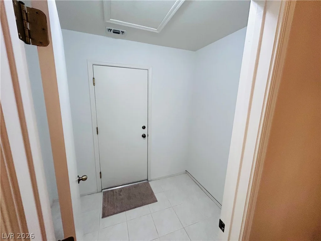 409 Golden State, Henderson, NV 89012