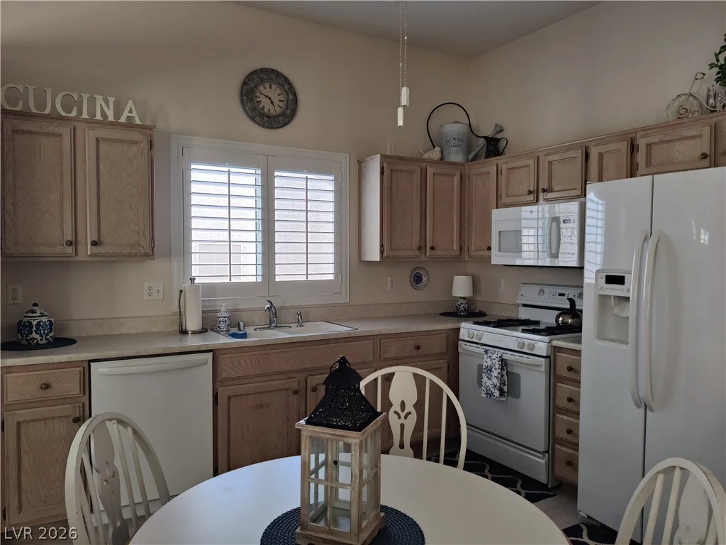 409 Golden State, Henderson, NV 89012