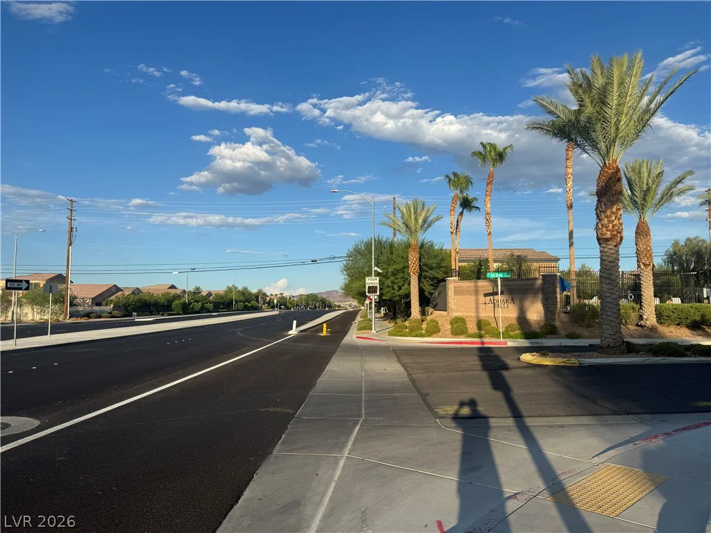 55 Canopus Ridge, Las Vegas, NV 89183