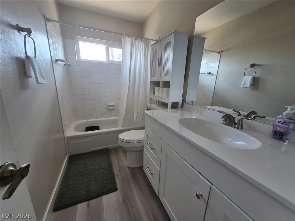 5849 Cherokee, Las Vegas, NV 89103